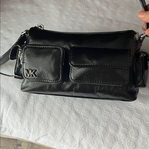Michael Kors Black Leather wamen crossbady bag